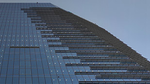 Il grattacielo Gioia 22, soprannominato scheggia di vetro, nuova sede milanese di Fideuram - Intesa Sanpaolo Private Banking.